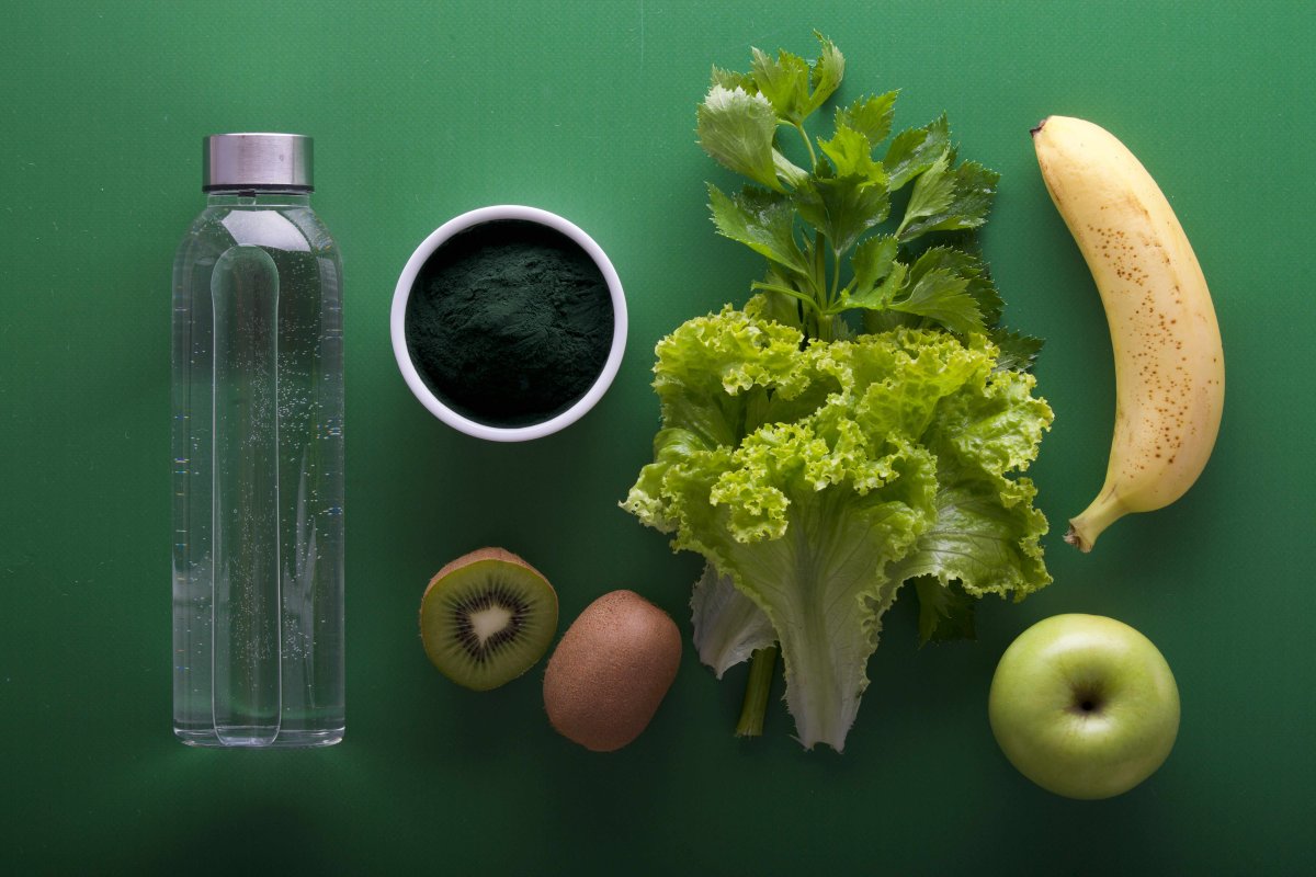 The Connection Between Nutrition and Glowing Skin: Foods That Transform Your Complexion